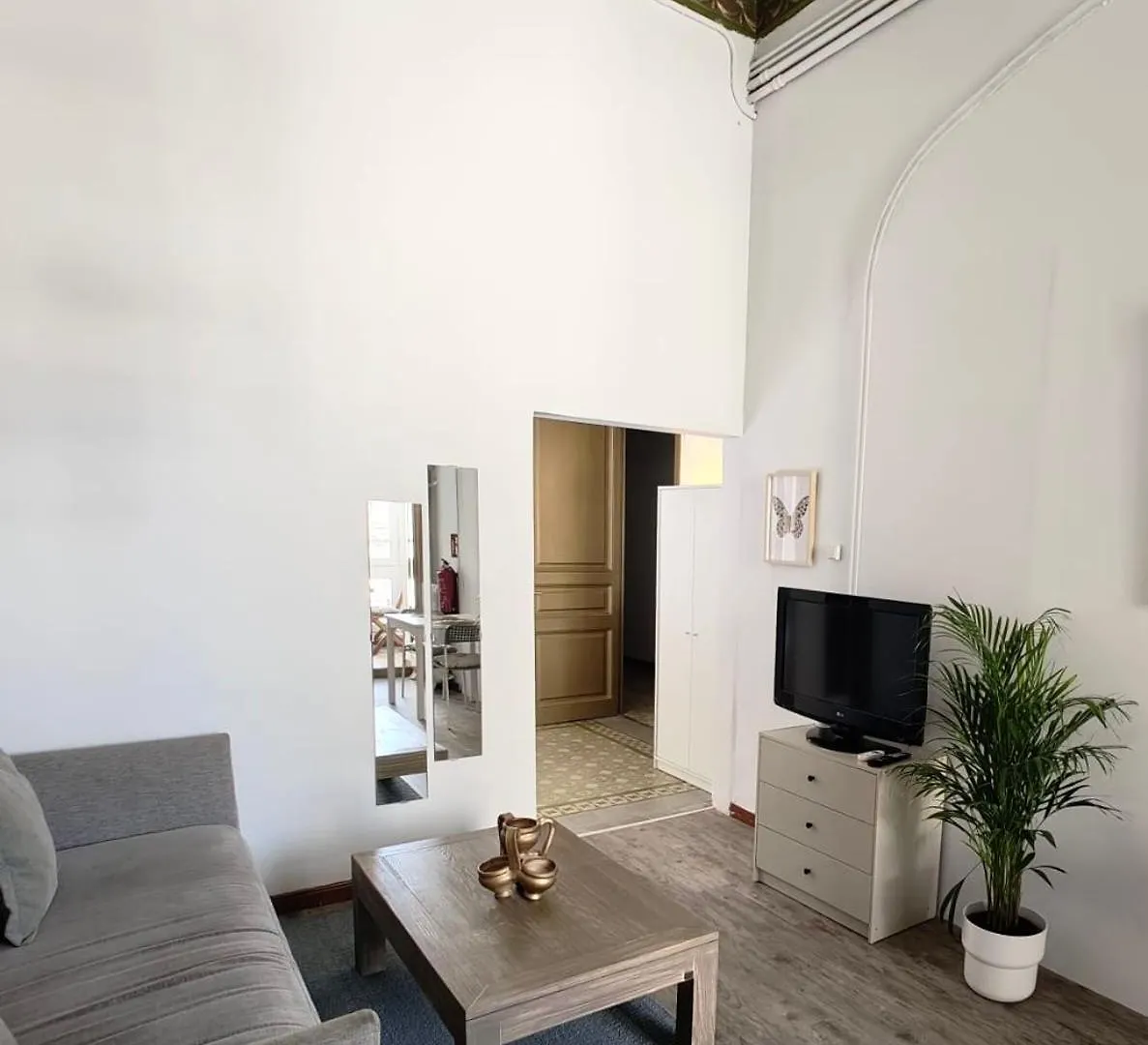 Barcelona Central Apartments