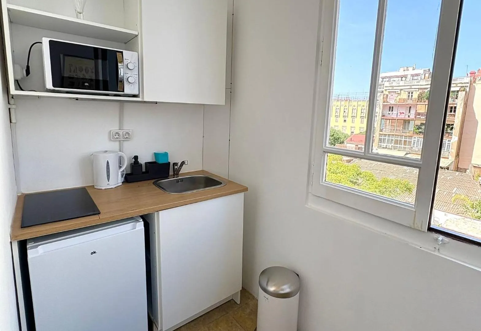Barcelona Central Apartments 0*,  Spanien